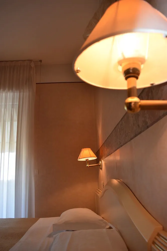 רימיני Ariminum Hotel